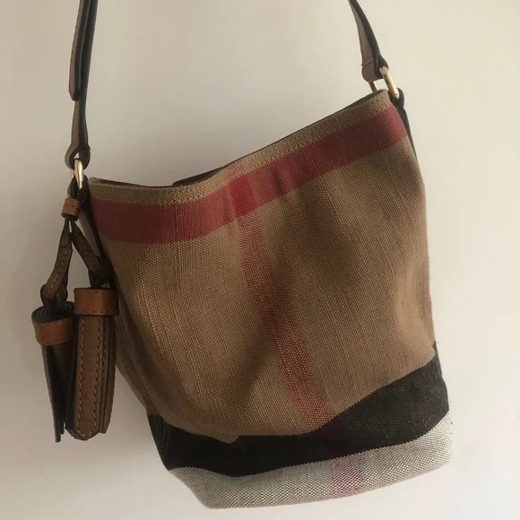 Burberry Bucket bag Small